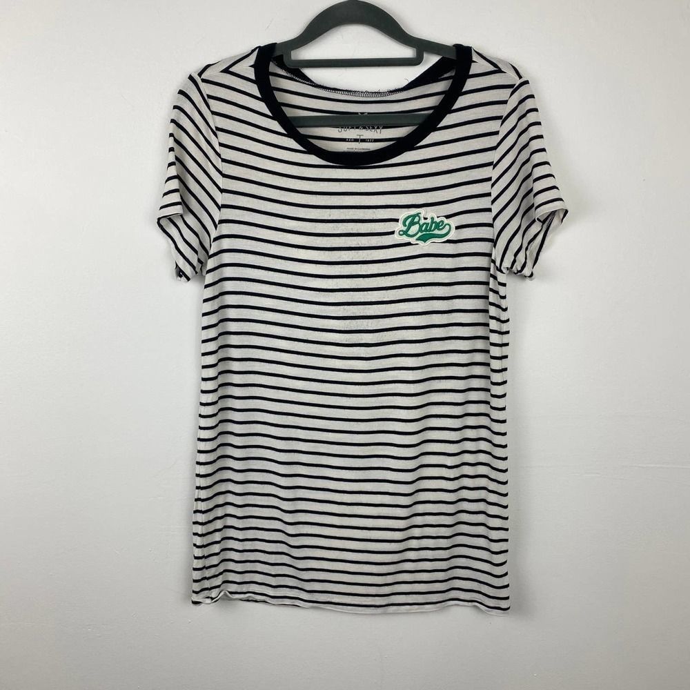 American Eagle Size S Short sleeve shirt - Picture 1 of 3